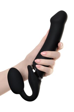 Черный безремневой вибрострапон Vibrating Bendable Strap-On - size L